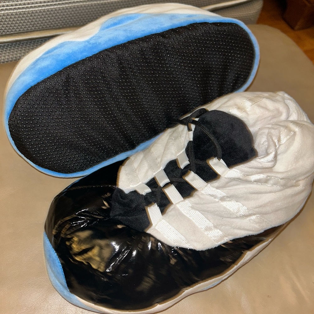 “Jordan 11 legend blue” SLIPPERS***